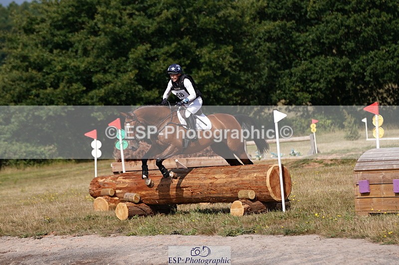 250802A-104014-01480 - B-058-Fern.Hordern-SHES.ALL.THAT