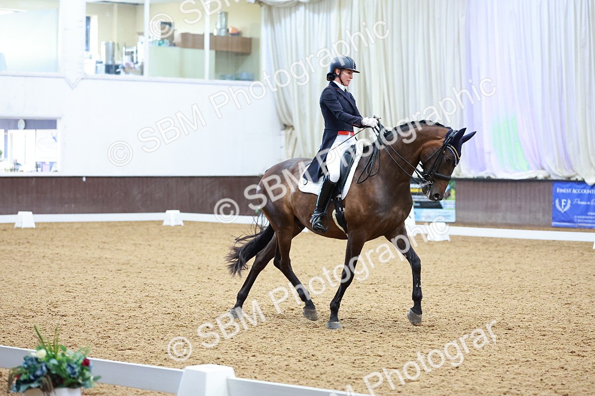 SBM_007947 - Class 9 - FEI INT II - 16.54.17.57