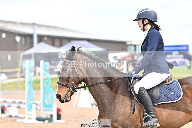 250414-102353-00082 - 70cm Round 1