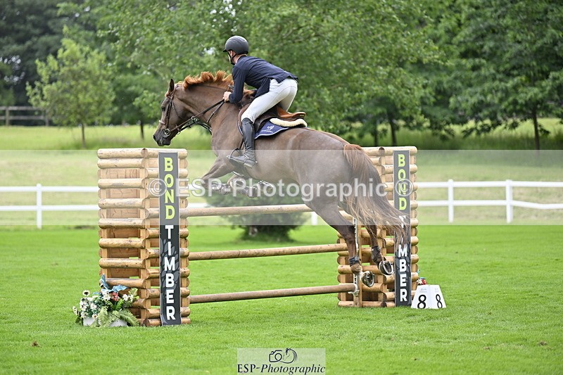 250613A-135330-02394 - Cls 3 Snr Foxhunter