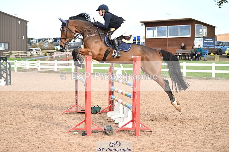 241023A-142339-01029 - Cls 4 Newcomers and 1.10m Open