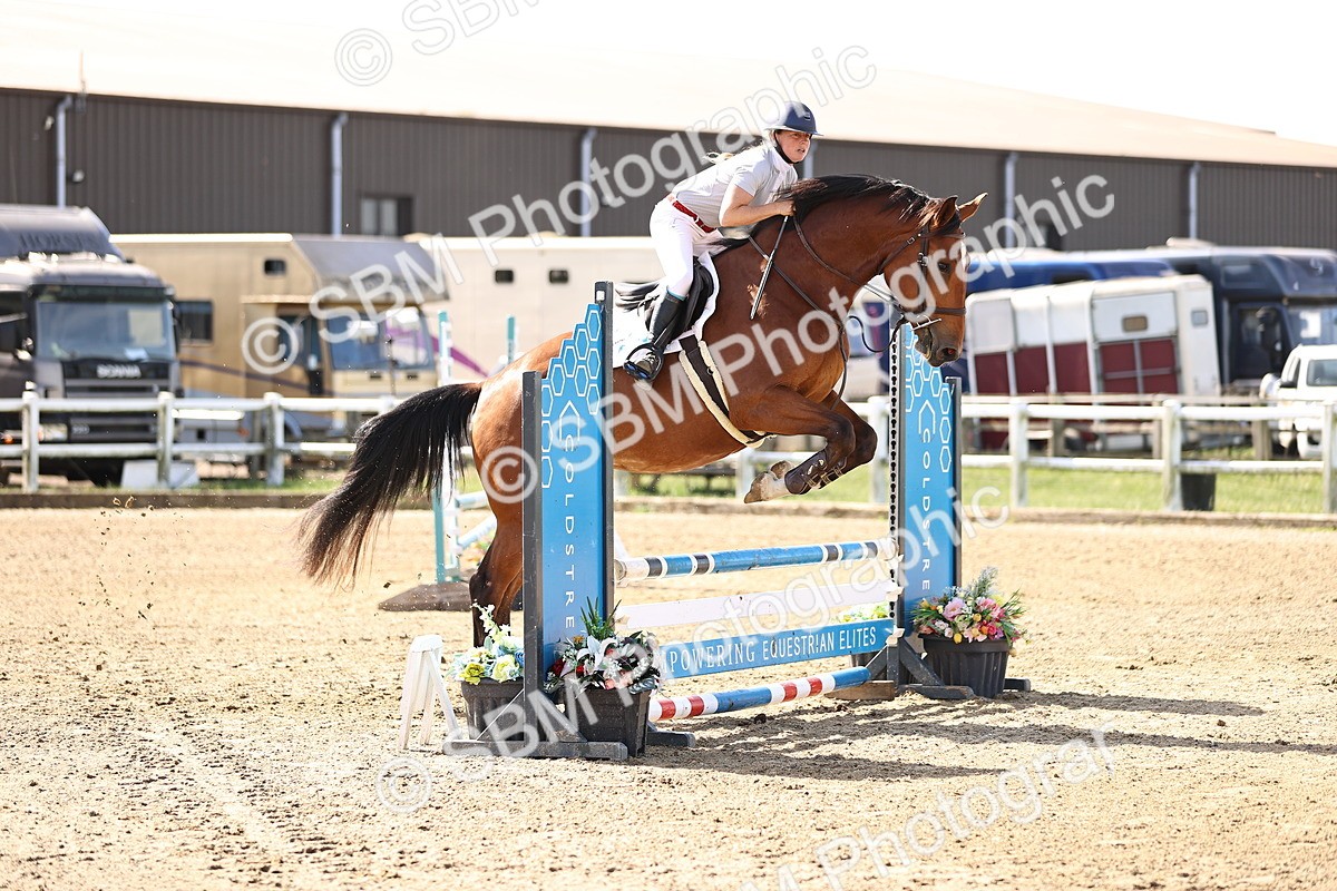 SBM_003475 - Class 8 - Clear Round