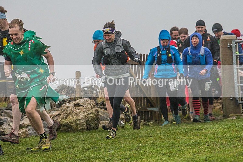 Litton-265 - Litton Christmas Cracker Fell Race Sunday 15th December 2024