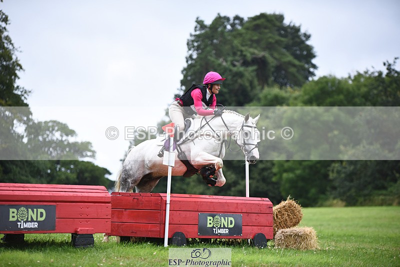 240804-143109-14786 - 558-Demelza_Barnes-GRAGEELAGH_BLUEBELL