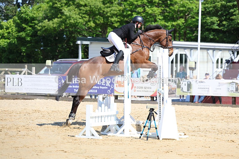 3E7A5301 - Class 4: Senior BN/90cm open