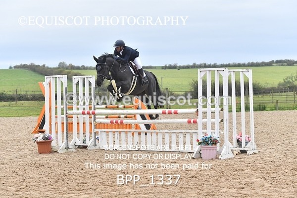 BPP_1337 - CLASS 16 SUN Senior Newcomers/ 1.10m Open
