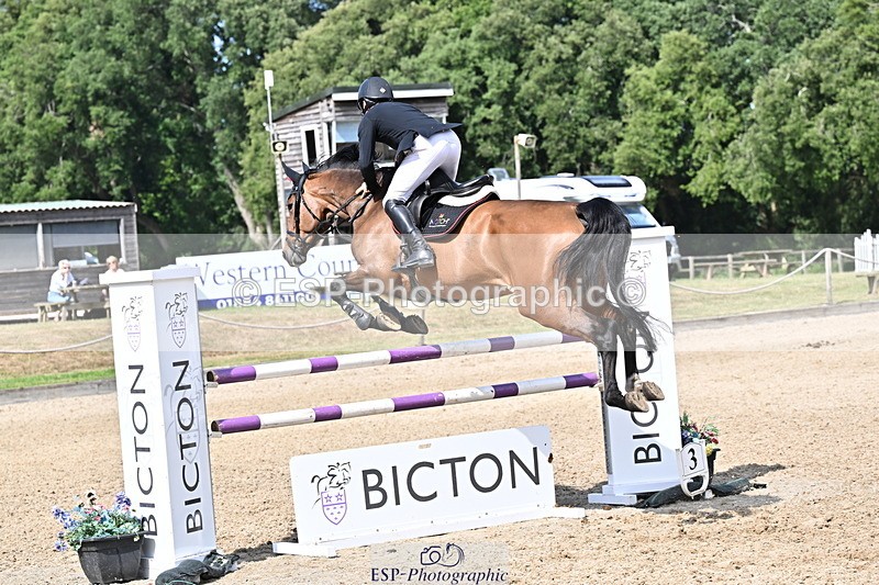 250704A-161537-11941 - Cls 23 Snr Foxhunter
