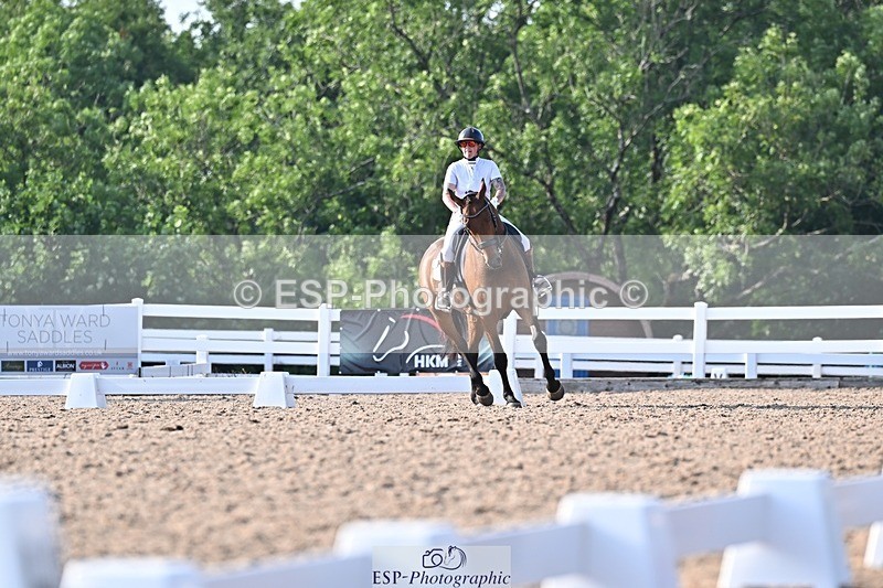 250621-183001-12557 - Cls 36 - Adv Medium 6