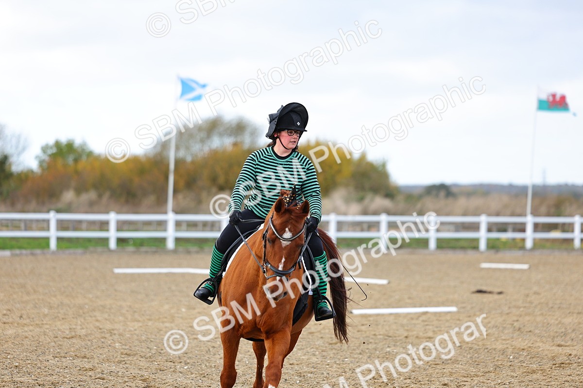 SBM_002612 - Class 8-11 - Novice 1-E1