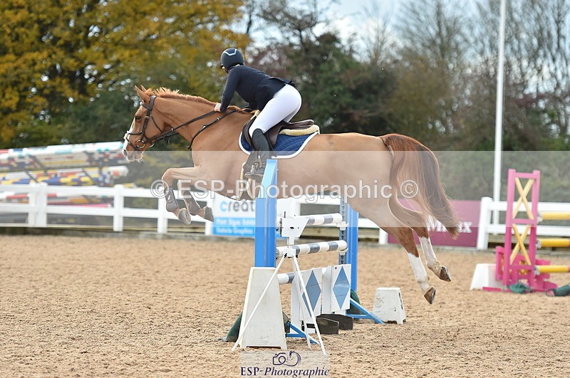 231111A-123408-01891 - Cls 12 Newcomers & 1.10m Open