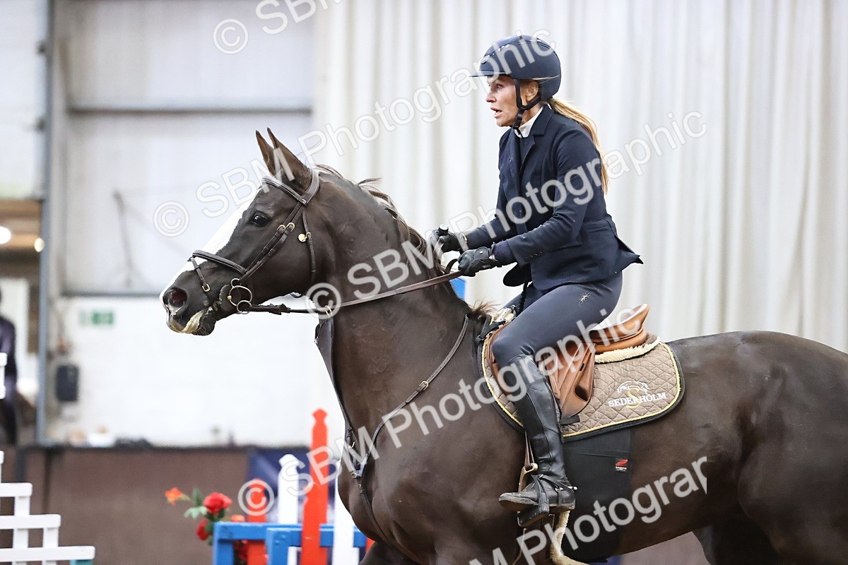 SBM_003864 - Class 12 - Senior Foxhunter 1.20m