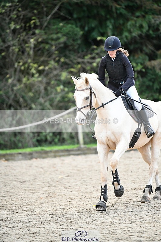 251004A-162725-02070 - Classes 10 & 11 80cm