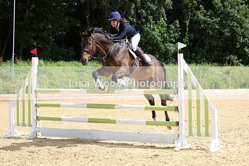 3E7A1590 - Class 13: Senior Newcomers/1.10m open