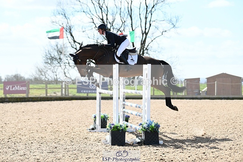 250328-122935-00977 - Cls 3 Snr Foxhunter