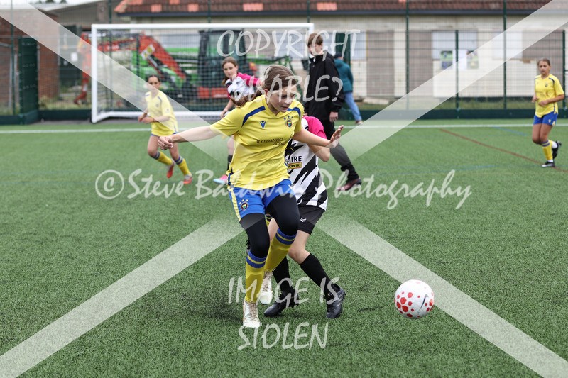 1DX31225 - Sat 6th U12 Girls