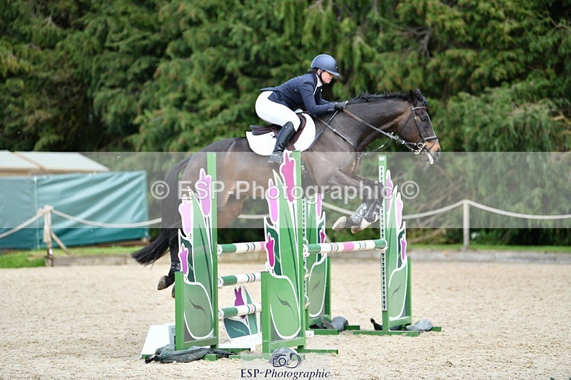 240324-123110-02570 - Cls 9 Snr 1.05m Open