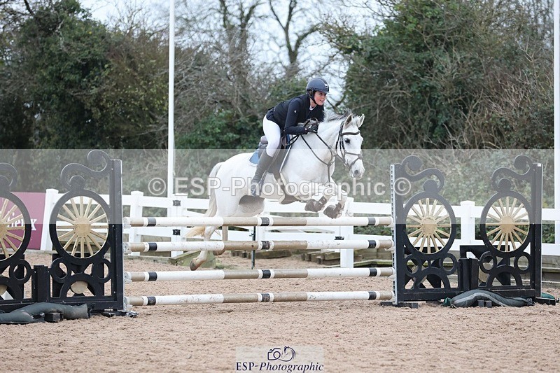 241116X-140353-02372 - Cls 14 A&B Pony Fox & 1.10m Open