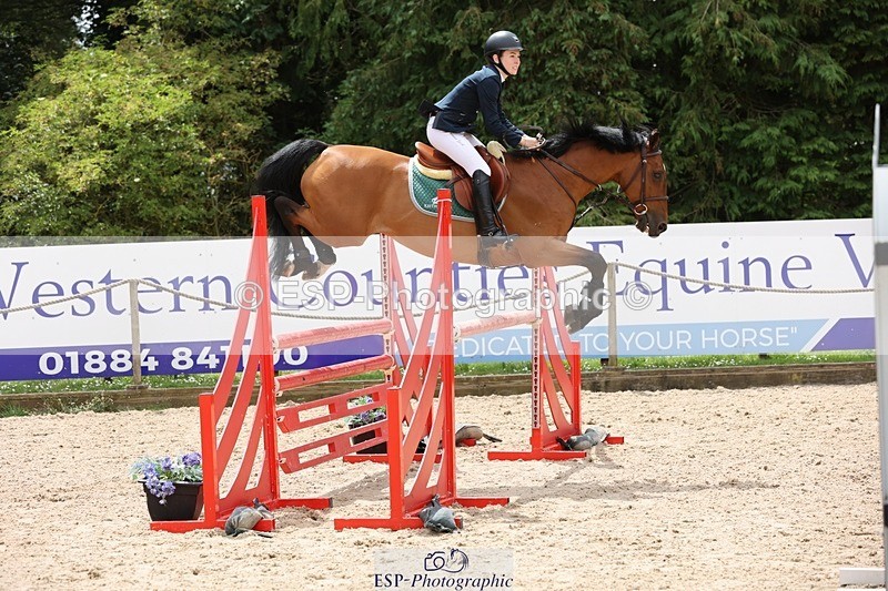 240711-123556-27180 - Cls 122 1.10m Amateur Quali