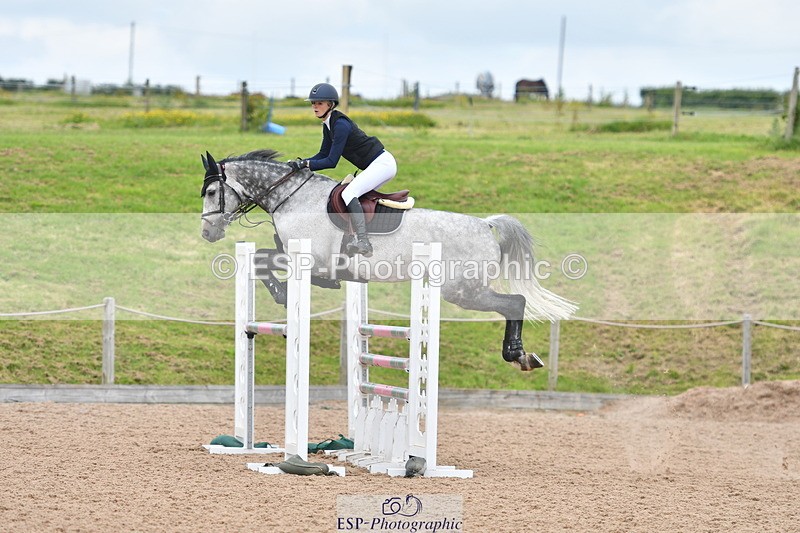 240609A-143325-06218 - Cls 19 Snr Foxhunter and 1.20m Open