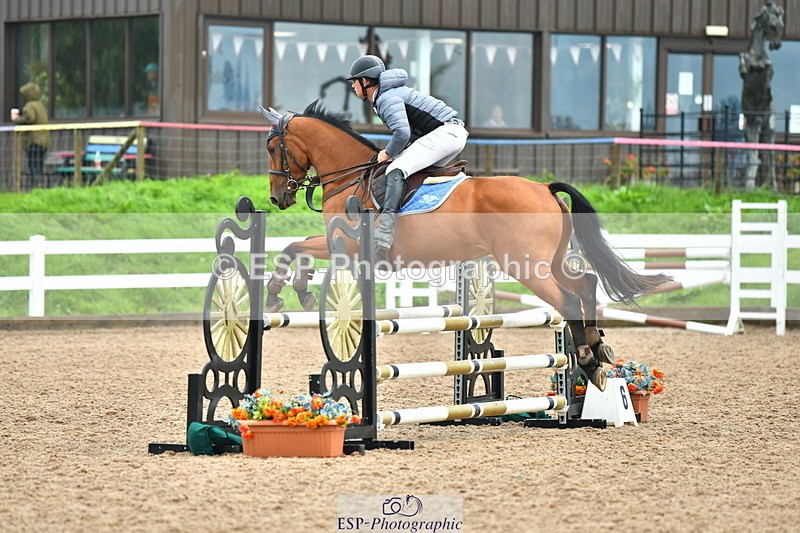 230812A-090153-07531 - Cls 25 A&B Brit nov & 90 Open