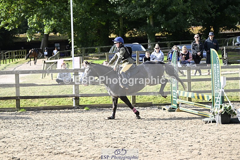 240823X-094008-14821 - 60cm R2 9.30 to 11.00