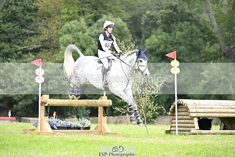 240804-130830-13937 - 457-Lydia_Stuart-SAUNDERSCOURT_FURISTOS