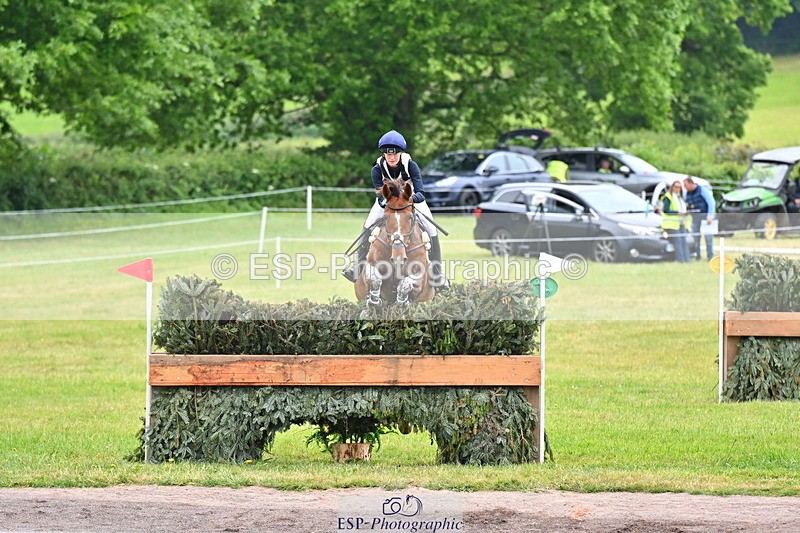 250524A-102159-08974 - A-056-Ivy.Fisher-BALIEF.DE.REVE