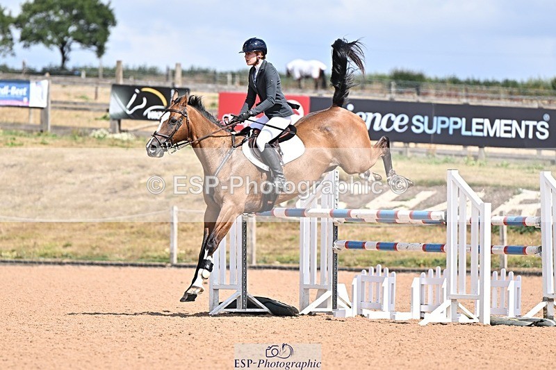260819-143126-01123 - Cls 6 Foxhunter and 1.20m
