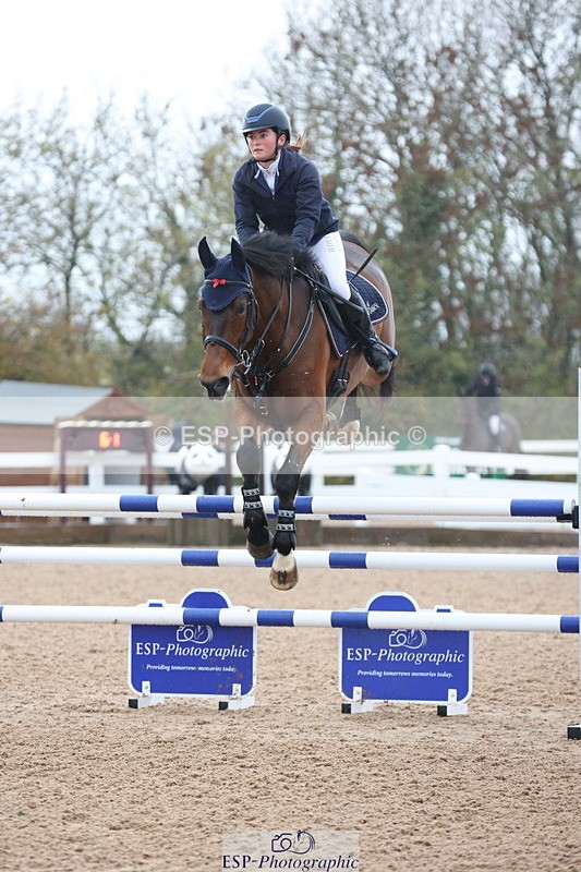 231112A-133156-04512 - Cls 20 Newcomers & 1.10m Open