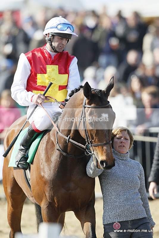  GRD 030510 191 - Guernsey Race Day 03/05/10