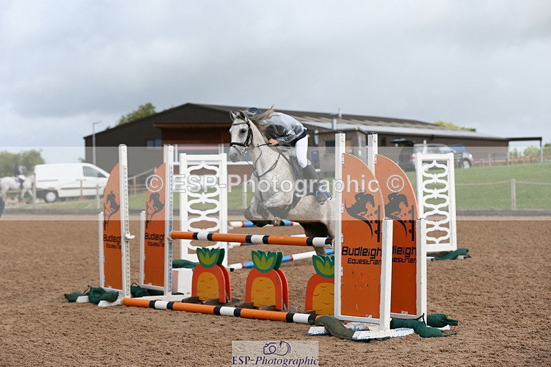 230715A-091740-00249 - Cls 13 Stepping Stones 128cm & 138cm