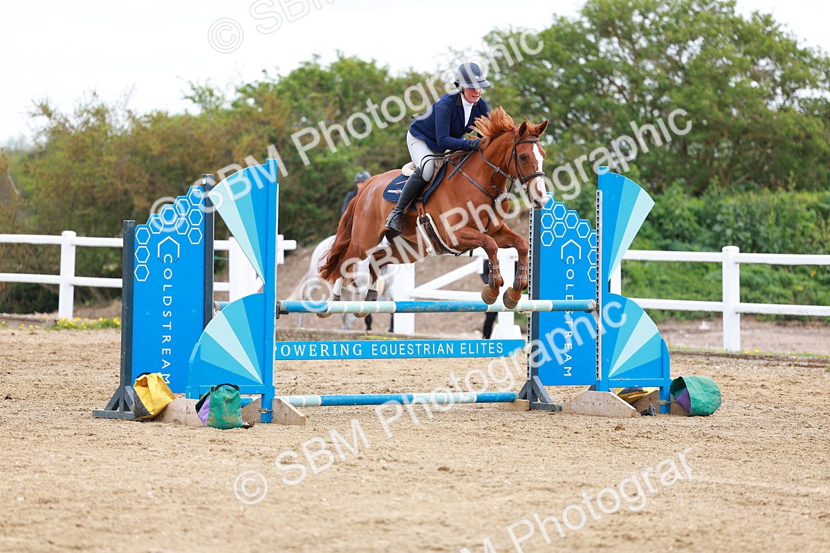 SBM_001976 - class 8 - Senior British Novice - 90cm