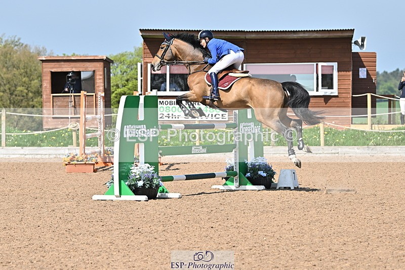 240509A-103937-00946 - Cls 8 Foxhunter