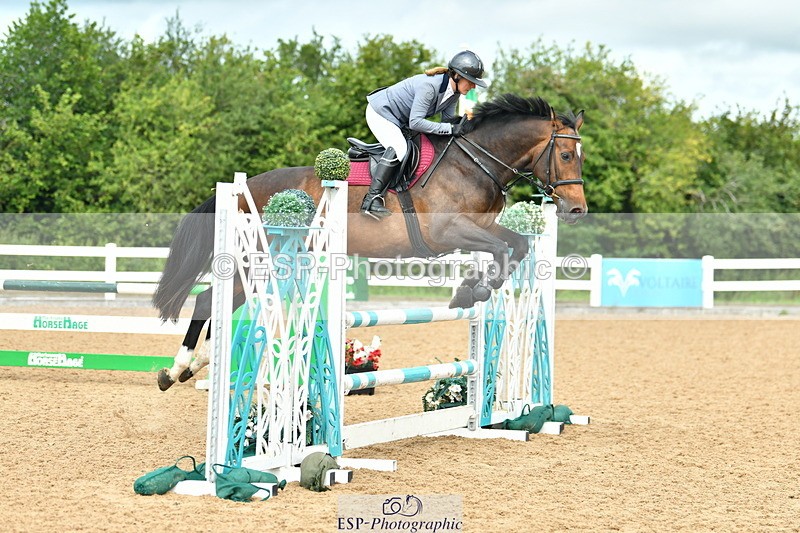 230813A-105351-11574 - Cls 40 A&B Senior Discovery & 1m Open