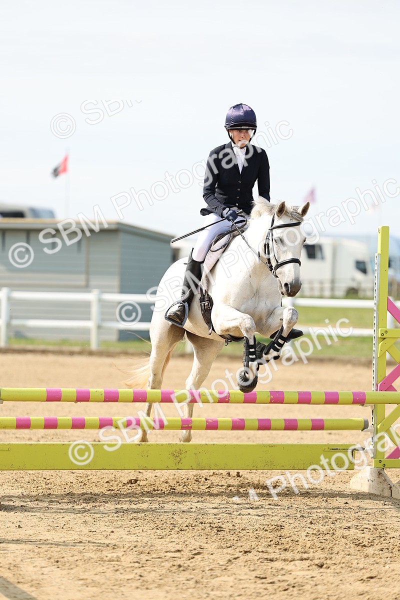 SBM_003845 - Class 15 - Clear Round