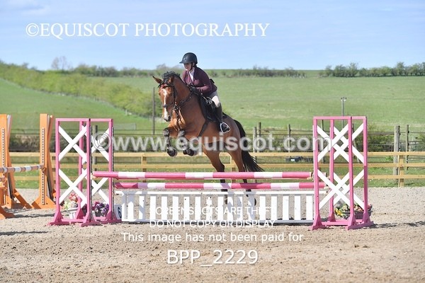 BPP_2229 - CLASS 22 SUN Senior BritiNovice/ 90cm Open