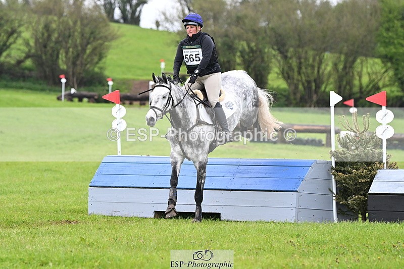 250419-105902-08711 - 565-Charlotte.Rowe-SIXTIES.SCION.OF.CLOONISLE