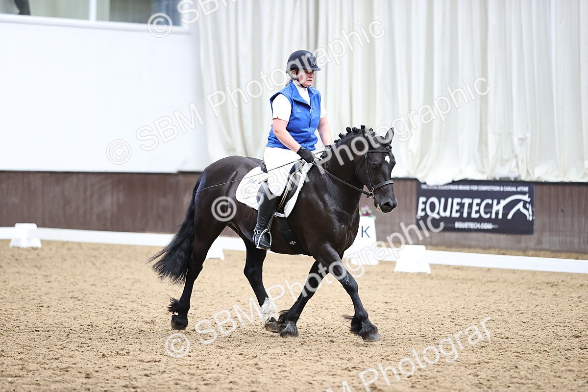 SBM_002368 - Novice 4 - 13.38-14.30