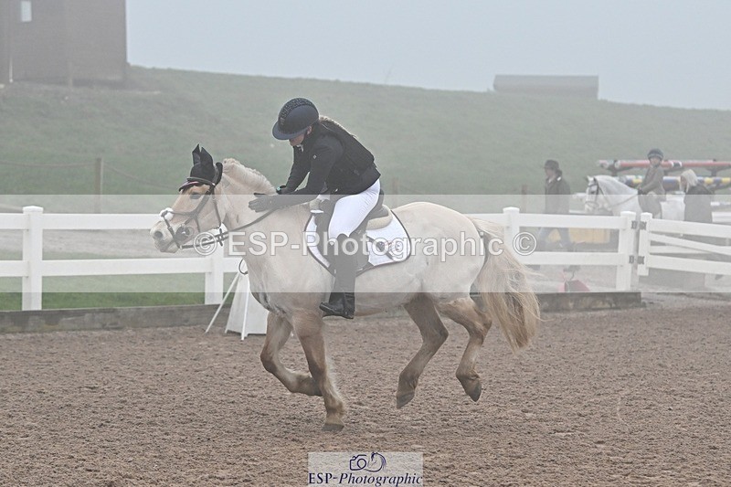 250208-094039-00047 - Cls 3 Pony Intro 70cm