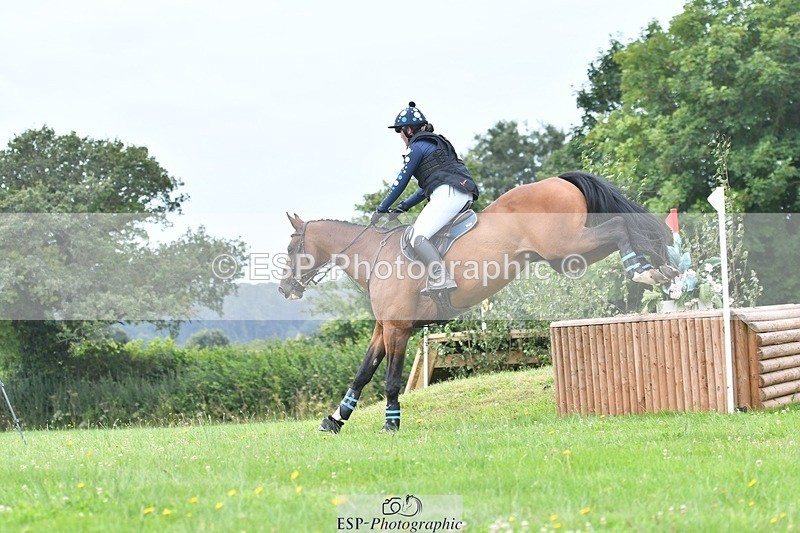 240803-103114-01281 - 051-Sophie_Goodall-MILLFIELD_ROLY_POLY