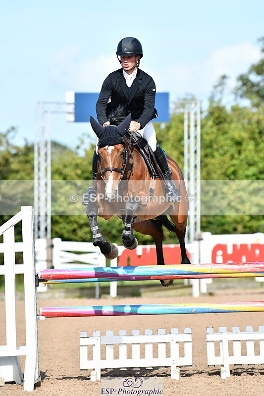 240913A-104046-03522 - Cls 21 Snr Discovery and 1m Open