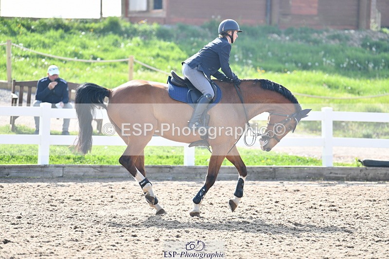 240511A-092743-11274 - Cls 28 95cm National Am Quali