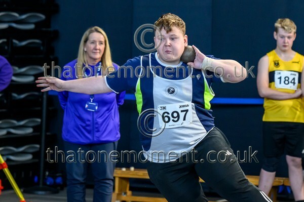 AgeInd25SAT-919527 - Field Male