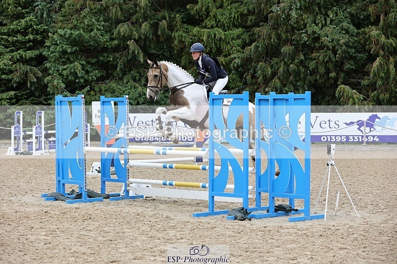 250803A-111420-10723 - L-516-Chloe.Robinson-BRACKENSPA'S.KEEP.A.SECRET