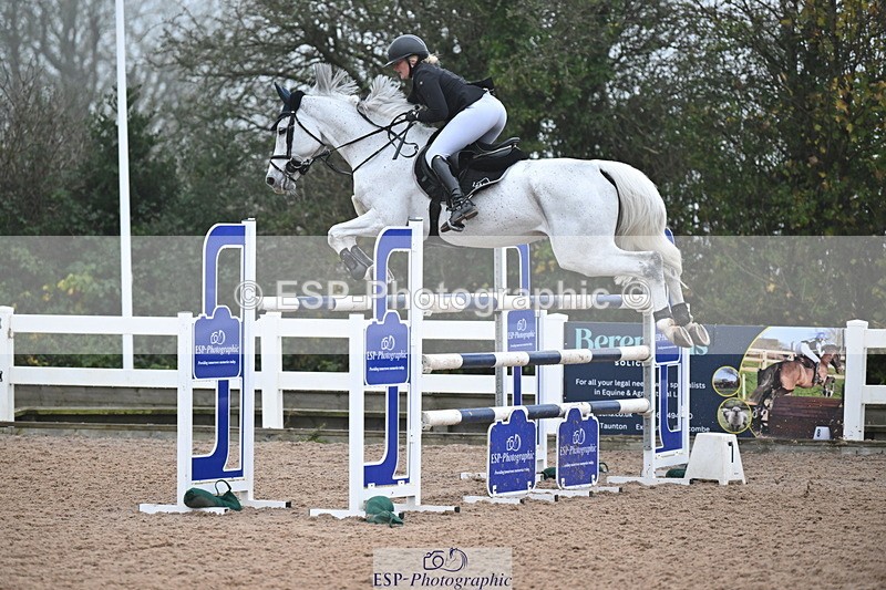 241102A-153428-06128 - SAT Cls 17 National 1.30 & 1.40m