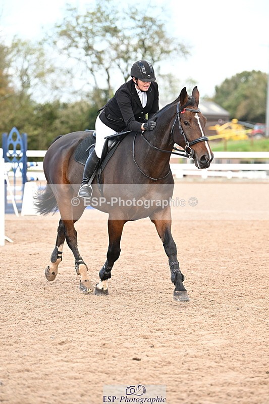 241023A-135319-00917 - Cls 4 Newcomers and 1.10m Open