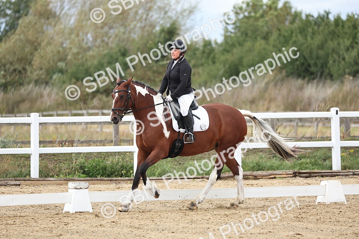 SBM_003850 - Class 8 - Novice 3 Champs