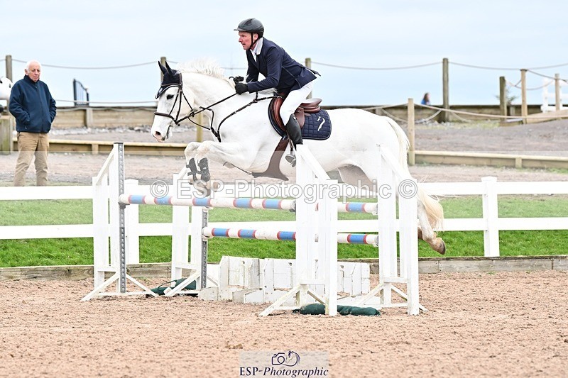 250112-132346-01452 - Cls 20 Newcomers and 1.10m Open