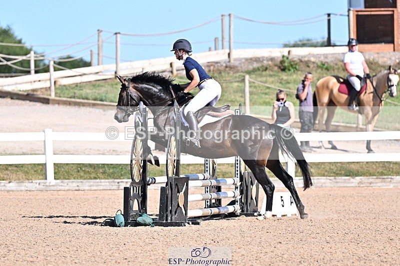 250708A-165547-00146 - 70cm Classes