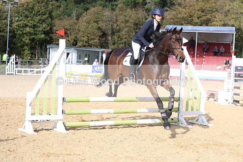 3E7A8136 - Class 4: 70cm open